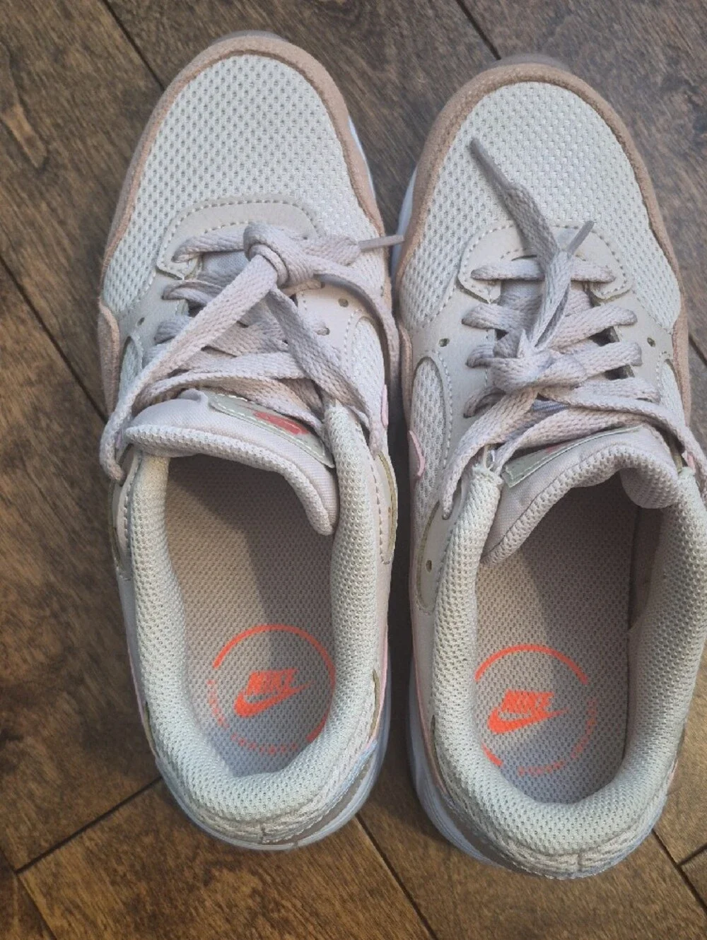 Nike Women's Light Beige and Pink Casual Sneakers